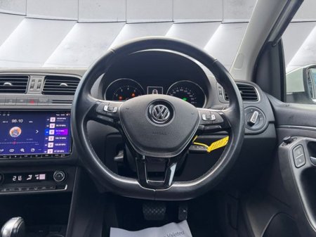 2015 Volkswagen Polo 1.2 TSI AUTO €9,850 thumbnail