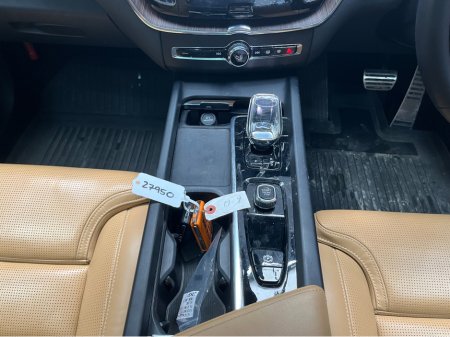 2023 Volvo XC60 €47950 2023 VOLVO XC46 RECHARGE PRECHARGE ULTIMATE T6 AWD PLUG 2.0 AUTOMATIC / CRUISE CONTROL / 360° CAMERA / ELECTRIC MEMORY & HEATED SEATS / PANORAMIC SUNROOF / APPLE CARPLAY / HEATED REAR SEATS €47,950 thumbnail