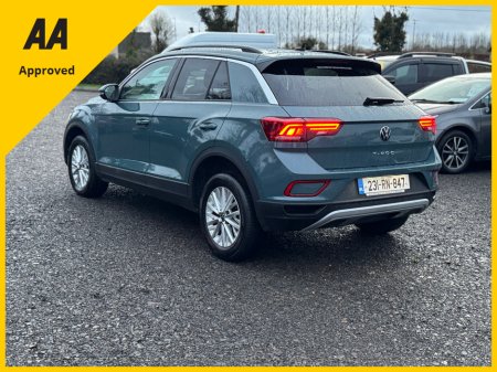2023 Volkswagen T-Roc LIFE 2.0 TDI MANUAL 6SPEED FWD 116HP 5 €30,250