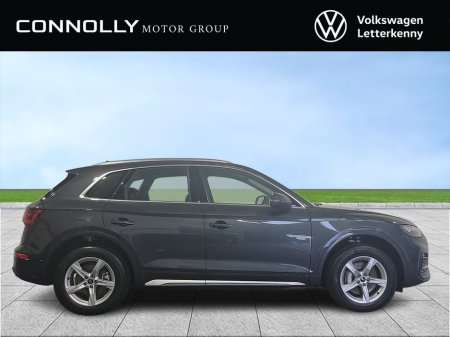 2025 Audi Q5 Q5 50 TFSI e 299HP S tronic q SE €62,950
