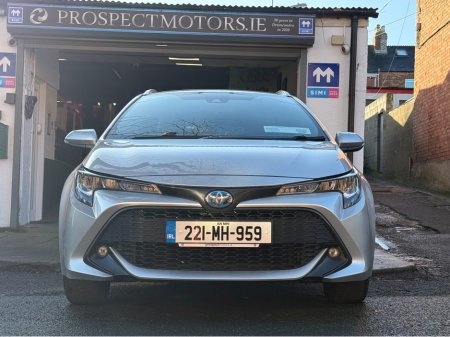 2022 Toyota Corolla 1.8 Hybrid Luna, New Nct 01/2028, Full Service History (16 Stamps!), Reversing Camera, Bluetooth, Cruise Control, Lane Assist, A/C, Alloys, Parking Sensors, 5 Door, Finance Available, Service Included €15,750 thumbnail
