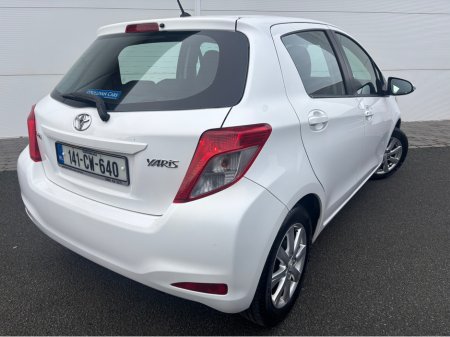 2014 Toyota Yaris 1.0 AURA 4DR €8,995 thumbnail