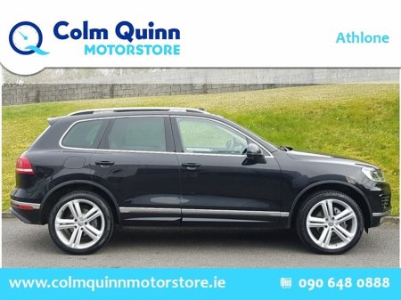 2018 Volkswagen Touareg - thumbnail 2