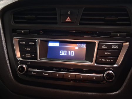 2017 Hyundai i20 - thumbnail 15