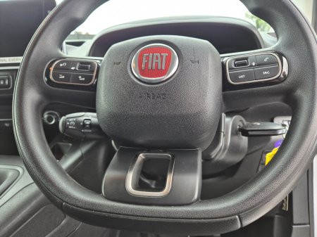 2023 Fiat Doblo - thumbnail 8