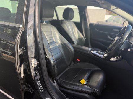 2017 Mercedes-Benz E Class - thumbnail 6