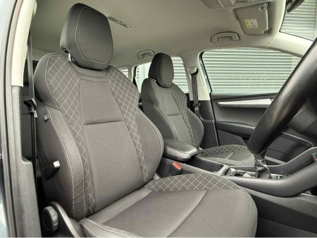 2021 Skoda Karoq AMBITION 2.0 TDI 115HP 5DR €25,250 thumbnail