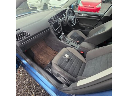 2017 Volkswagen Golf 1.4 TSI 3DR 150HP Highline €15,950 thumbnail