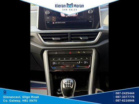 2022 Volkswagen T-Roc - thumbnail 11