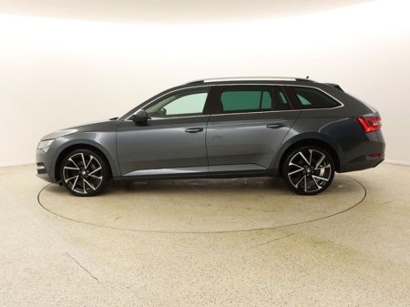 2021 Skoda Superb - photo 4