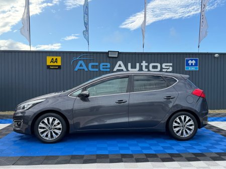 2017 Kia Ceed - thumbnail 4