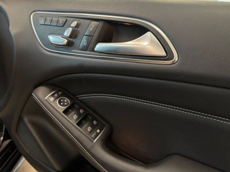 2018 Mercedes-Benz B Class B 180 AMG LINE A/T €17,750 thumbnail