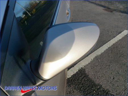 2016 Hyundai i30 1.6 DELUXE 5DR €8,445 thumbnail