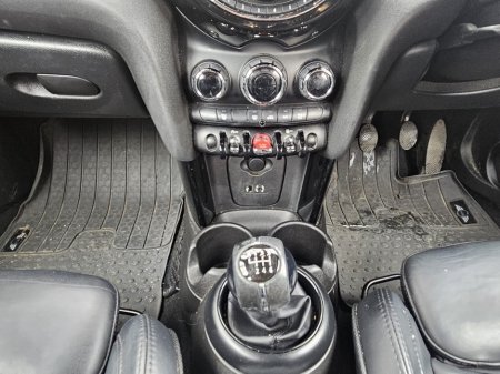 2017 MINI Hatch - thumbnail 28