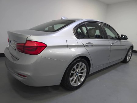 2018 BMW 3 Series - thumbnail 5