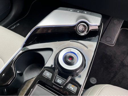 2023 Kia EV6 EARTH EV //HIGH SPEC//LEATHER ELECTRIC HEATED SEATS//HEATED STEERING WHEEL//REVERSE CAMERA//SAT NAV// €27,950 thumbnail