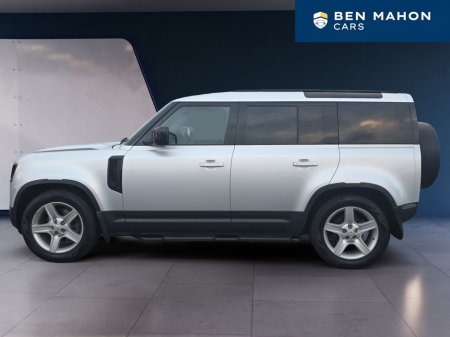 2022 Land Rover Defender  €49,500 thumbnail