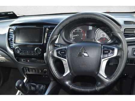 2018 Mitsubishi L200 - thumbnail 17