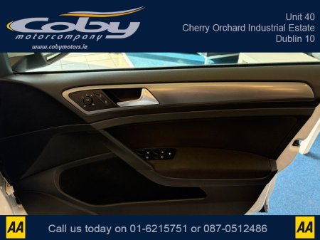 2013 Volkswagen Golf - thumbnail 30