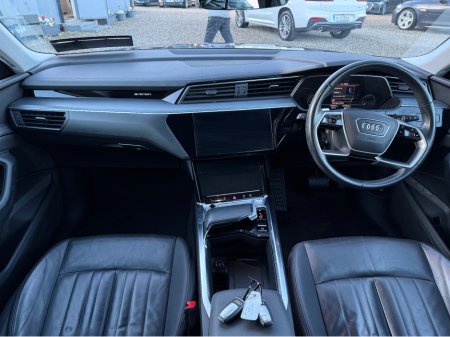 2020 Audi e-tron QUATTRO 55 5DR AUTO €23,950 thumbnail