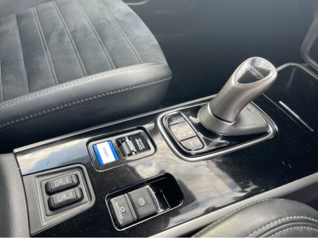 2020 Mitsubishi Outlander (Very Low Km's) HYBRID 2.4 PHEV AUTOMATIC 5DR MODEL  www.bolandscarcentre.ie €24,900 thumbnail