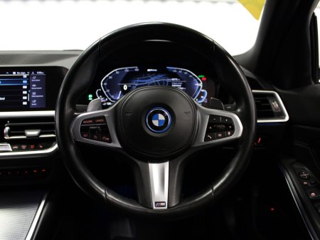 2022 BMW 3 Series - thumbnail 17