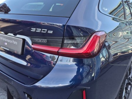 2026 BMW 3 Series - thumbnail 17