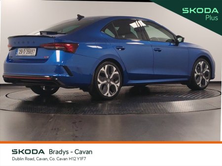 2025 Skoda Octavia - thumbnail 3