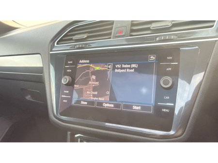 2020 Volkswagen Tiguan R-LINE 2.0 TDI D7F 150HP 5DR AUTO €31,950 thumbnail