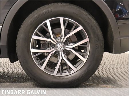 2020 Volkswagen Tiguan 1.5 TSI 150HP Comfortline DSG 7S €28,950 thumbnail