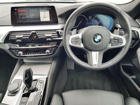 2020 BMW 5 Series 530d M Sport Saloon €35,995 thumbnail