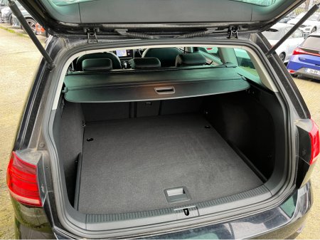 2020 Volkswagen Golf - thumbnail 8