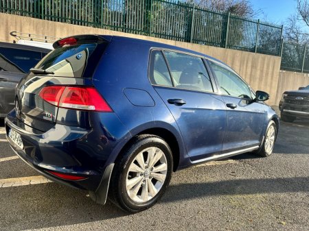 2013 Volkswagen Golf 1.6 TDI SE BLUEMOTION 105PS 5DR €6,300 thumbnail
