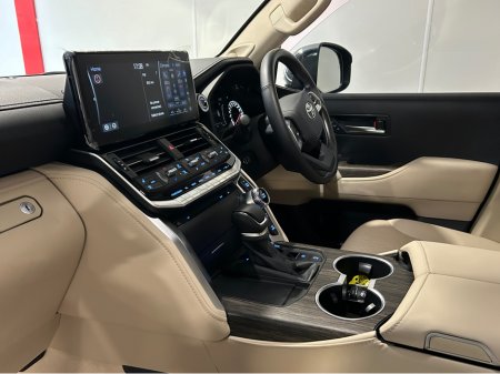 2023 Toyota Landcruiser 3.3D4D LC300 LANDCRUISER AMAZON  5 SEATER VAT QUALIFYING €159,950