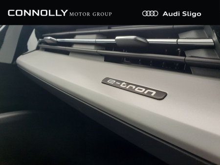 2025 Audi Q4 e-tron DEMO 45 Sport 286HP Auto - Larger Battery - Reversing Camera - Heated Seats - €49,450 thumbnail