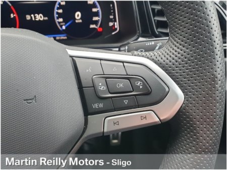 2025 Volkswagen T-Roc R-LINE 2.0 TDI 116Hp €38,445 thumbnail