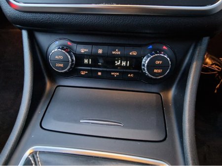 2016 Mercedes-Benz CLA Class SPORT LOW MILAGE-NEW NCT €13,850 thumbnail