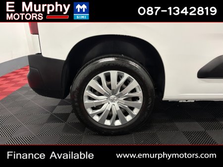 2022 Peugeot Partner 1.5 HDI PROFFESIONAL PLUS LOW MILEAGE €65 PER WEEK €12,154 thumbnail