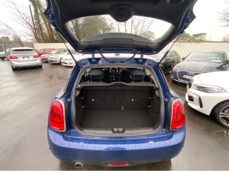 2016 MINI Cooper Manual/Cooper/1.5 Petrol €13,900 thumbnail