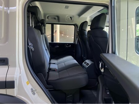 2025 INEOS Grenadier 5-Seat Commercial (N1) €79,995 thumbnail