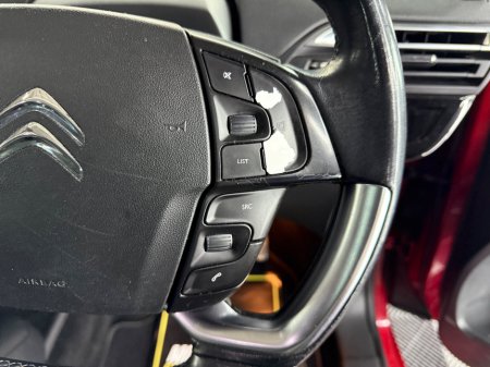 2015 Citroen C4 e-HDi 115 Airdream 6-spd man EXCLUSIVE €6,950 thumbnail