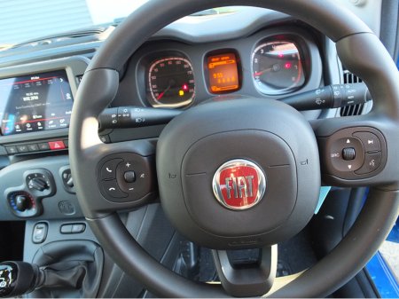 2025 Fiat Panda 1.0 CROSS 5DR €18,750 thumbnail