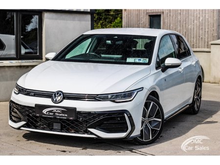 2025 Volkswagen Golf - photo 1