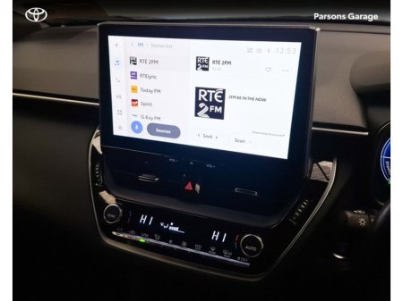 2024 Toyota Corolla Cross CROSS LUNA 1.8 €33,995 thumbnail