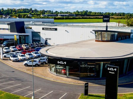 2024 Kia Stonic PE K3 DCT 5DR Auto €25,950 thumbnail