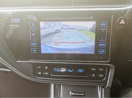 2016 Toyota Auris - thumbnail 20