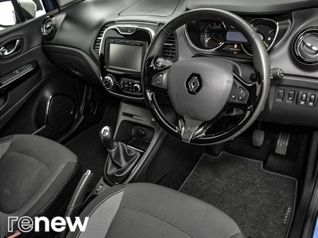 2015 Renault Captur dCi 90 S&S INTENSE €9,950 thumbnail