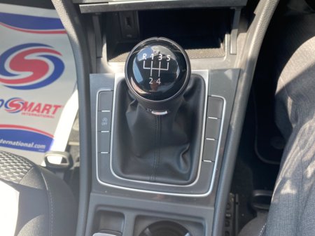 2019 Volkswagen Golf  €11,341 thumbnail