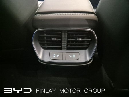 2026 BYD Sealion 7 Design AWD 4 Year service plan , Pan Roof , Black Leather €57,735 thumbnail