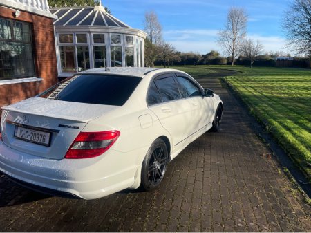 2010 Mercedes-Benz C Class C SERIES 2.2 CDI BLUE EFFICIENCY SPORT 4DR A €4,950 thumbnail